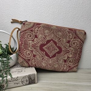 Atenti Patterned Clutch in Red and Tan